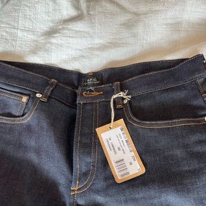 APC Petit New Standard Sz. 30 NWT